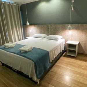  Apartamento com Vista e Varanda
