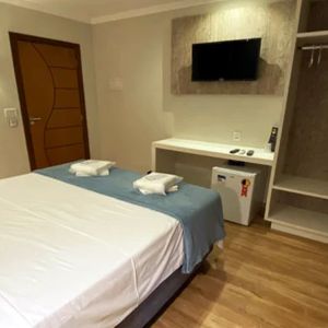  Apartamento com Vista e Varanda
