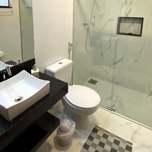  Apartamento com Vista e Varanda