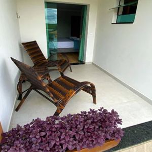  Apartamento com Vista e Varanda